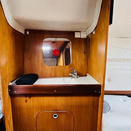 Cozy Sailing Boat Barcelona * Sant Adria de Besos