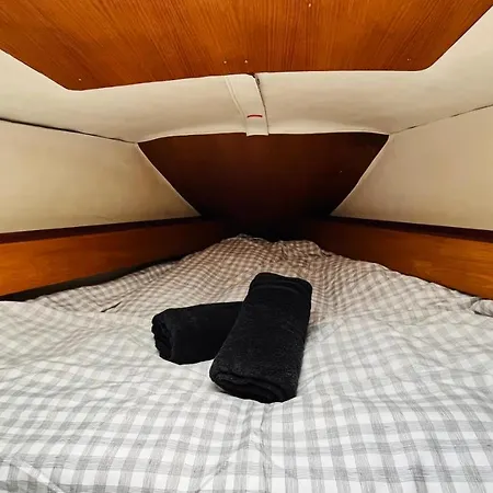 Cozy Sailing Boat Barcelona * Sant Adria de Besos